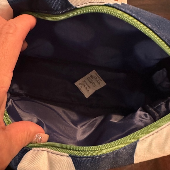 Clinique  Kate Spade Blue and White Cosmetic Bag Classic Design - Picture 3 of 4